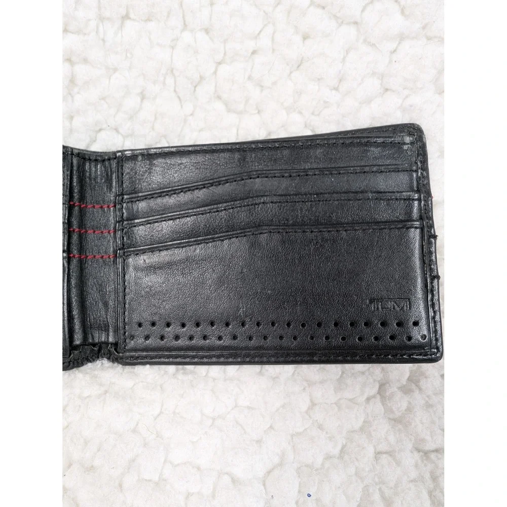 Tumi Mens Black Leather‎ Perforated Bifold Wallet Red Stitching Slim Billfold